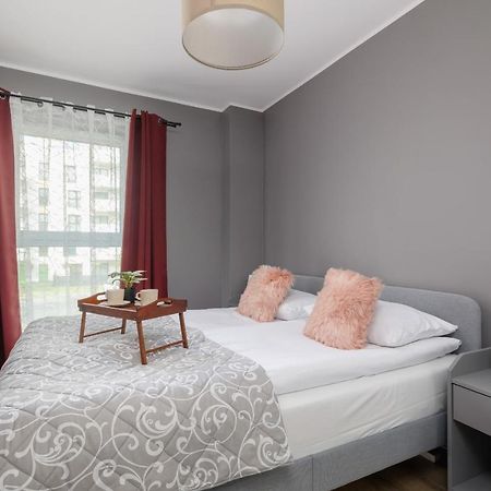 Comfy Apartment Pachonskiego With Parking In Krakow By Noclegi Renters Exteriér fotografie