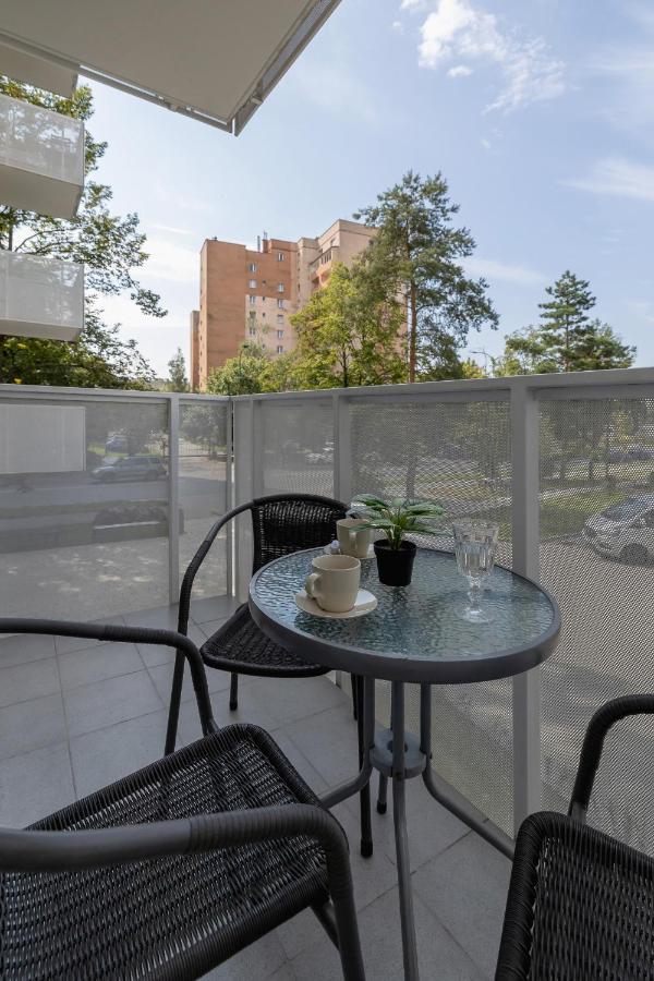Comfy Apartment Pachonskiego With Parking In Krakow By Noclegi Renters Exteriér fotografie
