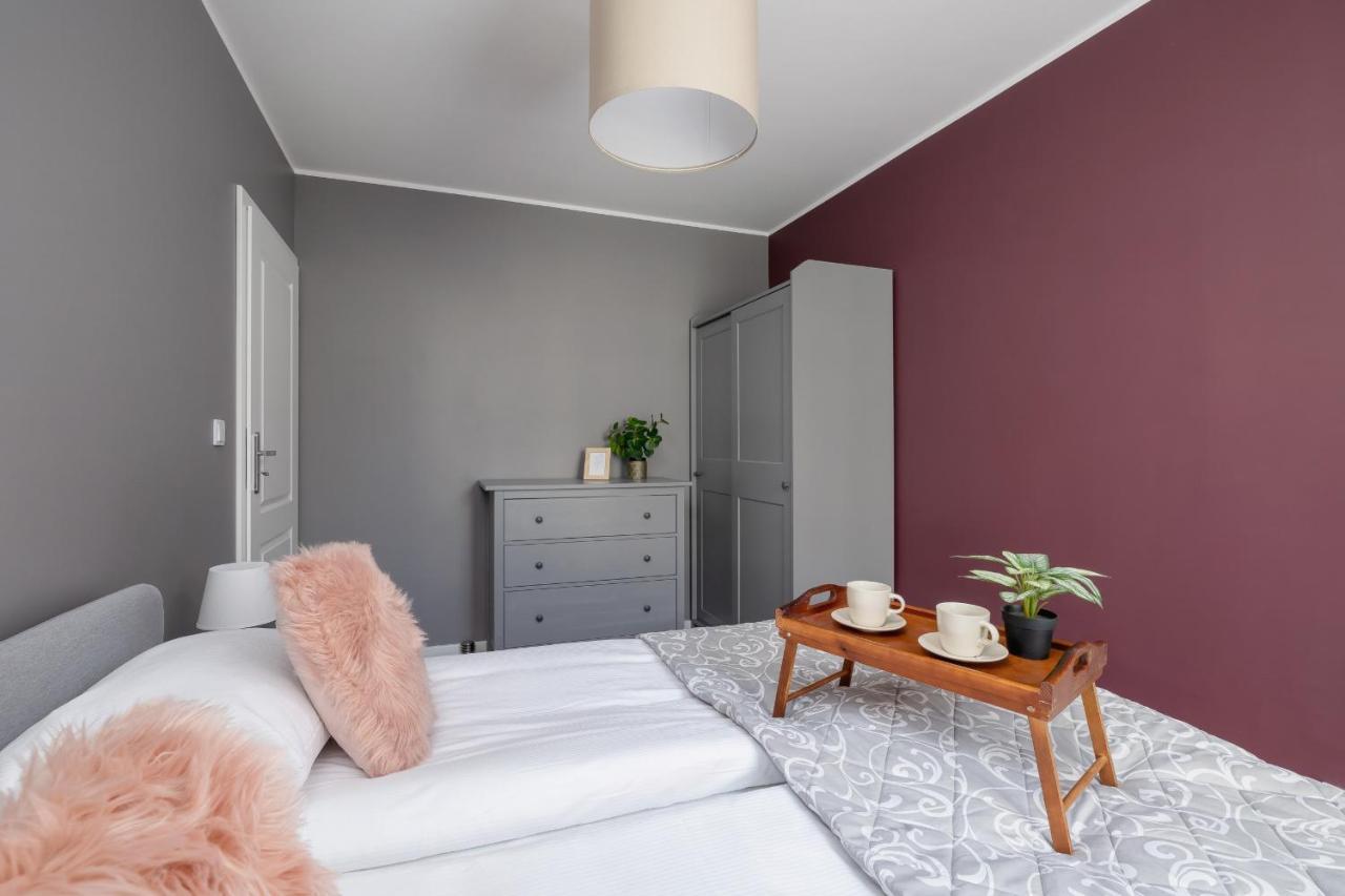 Comfy Apartment Pachonskiego With Parking In Krakow By Noclegi Renters Exteriér fotografie