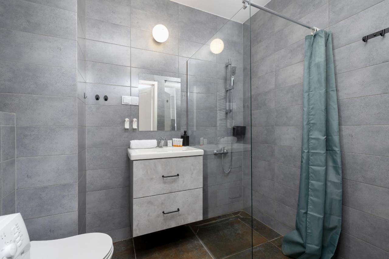 Comfy Apartment Pachonskiego With Parking In Krakow By Noclegi Renters Exteriér fotografie